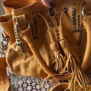 Stylish Tan Leather Handbag